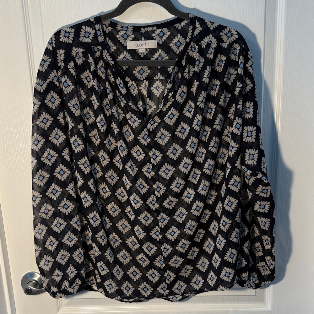 LOFT Black,Cream,Blue Sheer Patterned Blouse Long Sleeves V Neck Size S